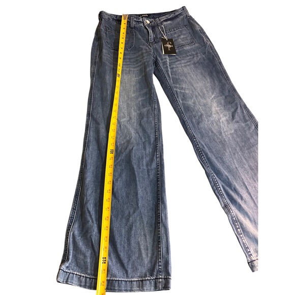 NEW Flamingals Wide Leg Denim Jeans Light Wash Cropped Length‎ Size M NWT - Picture 3 of 7